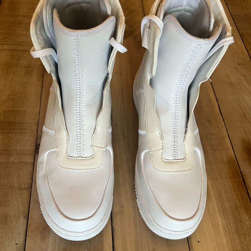 Nike Air Force 1 Rebel XX White Sneakers. Women’s Size 7.5 (A01525-101)